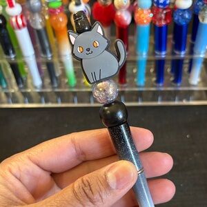 Grey Cat Beaded Cat Pen - Black & Grey